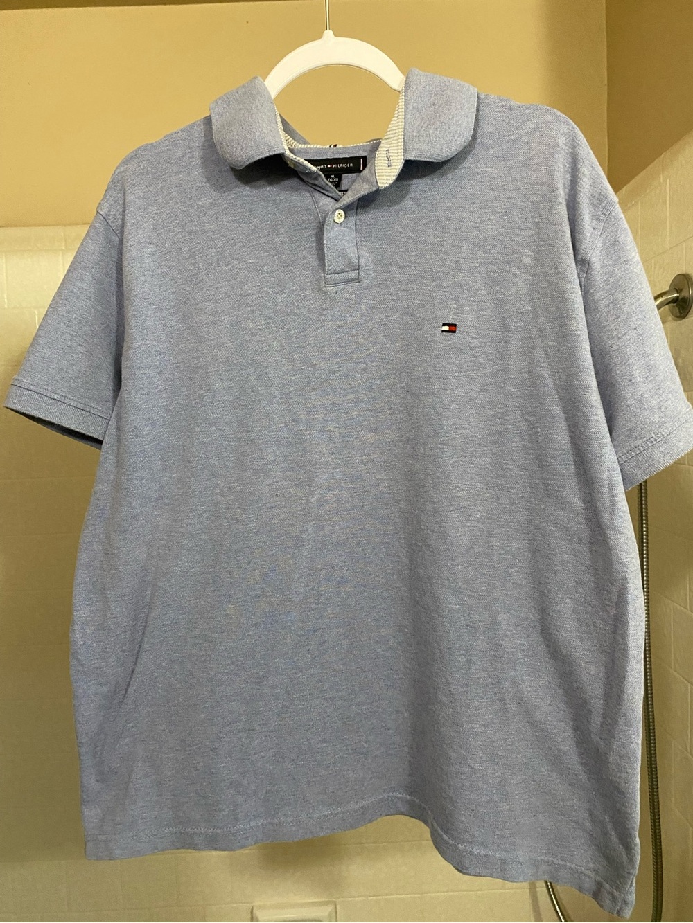 Tommy Hilfiger Collard T Shirt Size XL Regular Fit Stretch